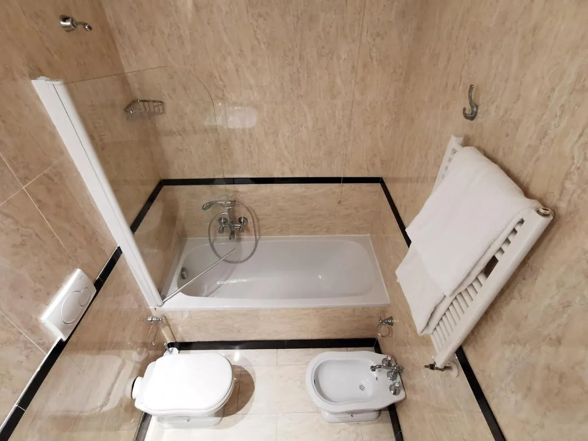Hotel Valentino Palace Рим
