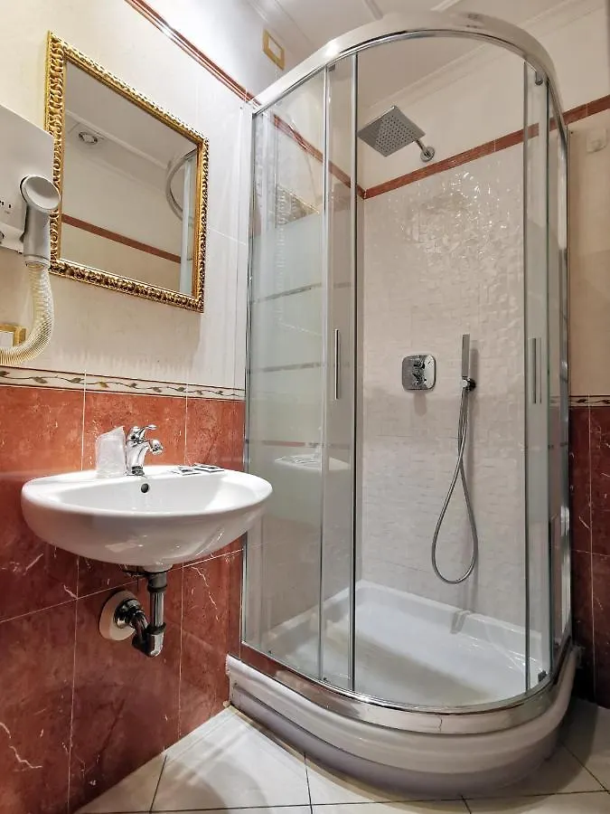 ***  Hotel Valentino Palace Рим Италия