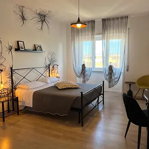 Apartment Eufonia Vinyl Friendly