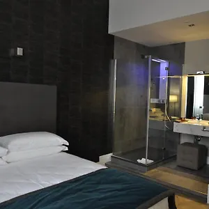 Πανσιόν Place 24 & Wellness